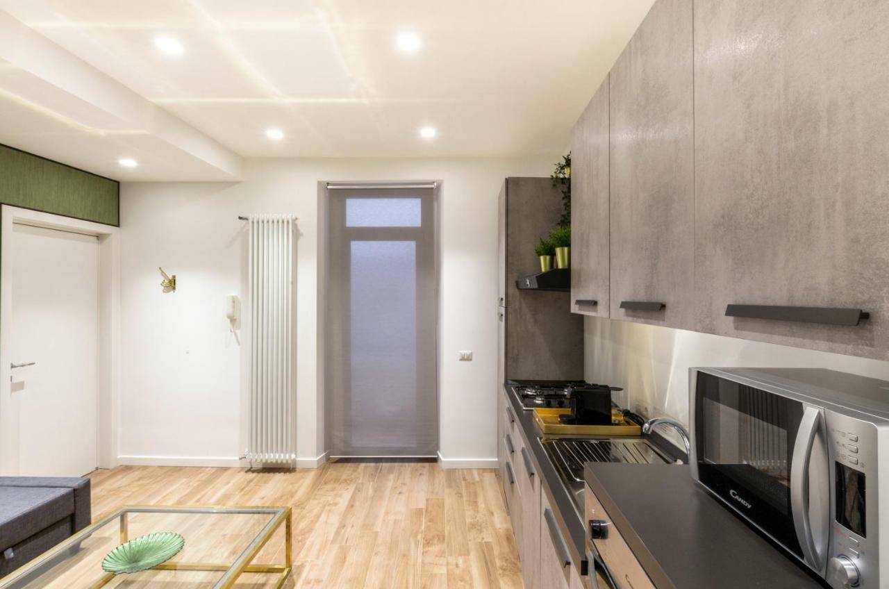 Lovely Rome Apartments - Historic City Center Dış mekan fotoğraf